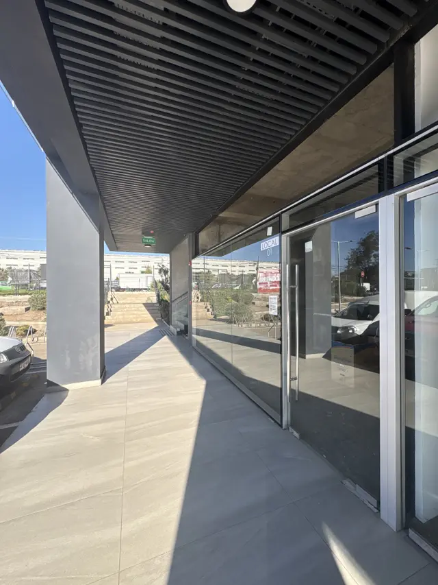 Local 1 · 86 m² · Primer Piso · Trifásica · Rancagua · en arriendo