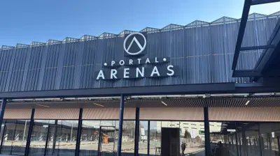 Locales desde 36 m² · Portal Arenas · Frente Hospital Regional