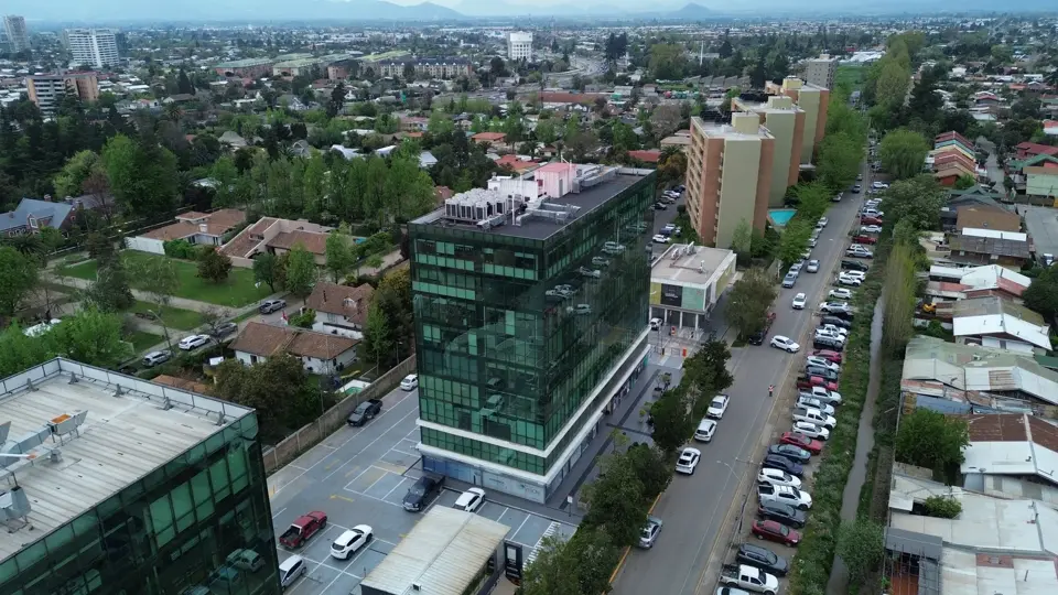 Venta Centro médico con renta activa