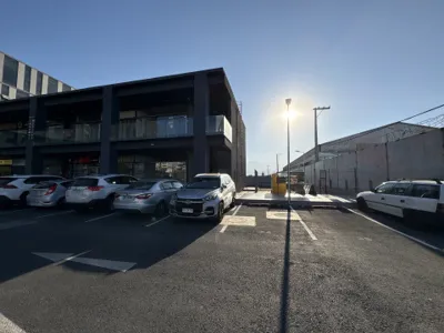 Local 15 · 73 m² · Terraza 31 m² · 4 Estacionamientos · Rancagua
